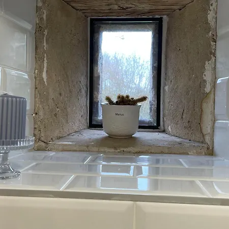 Spacieuse Avec Piscine Et Parking Prive - Fr-1-410-464 Bed & Breakfast