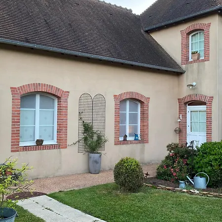 Spacieuse Avec Piscine Et Parking Prive - Fr-1-410-464