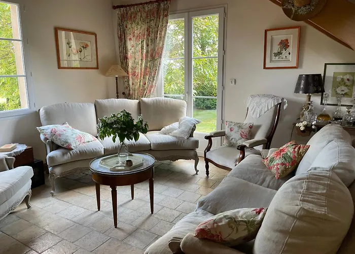 Spacieuse Avec Piscine Et Parking Prive - Fr-1-410-464 Oda ve Kahvaltı