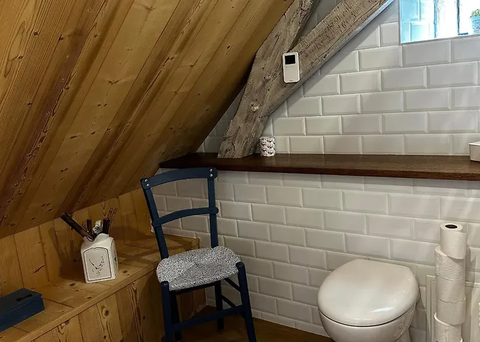 Spacieuse Avec Piscine Et Parking Prive - Fr-1-410-464 Oda ve Kahvaltı Montreuil-le-Henri